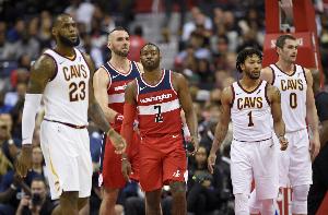 詹姆斯決定Ⅰ去公牛？查爾莫斯：他和韋德&羅斯搭檔進攻端沒空間