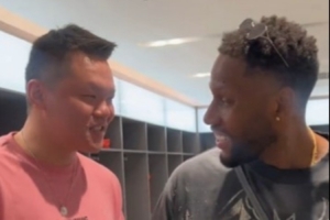 三步之內(nèi)拳快！威姆斯：朱芳雨要來當(dāng)我的拳擊教練嗎????