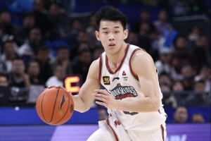林葳：從進(jìn)CBA開始就覺得最終是要去挑戰(zhàn)NBA的 不讓自己留下遺憾