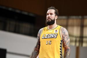 足籃兩開花！前廣廈外援拉杜利察加盟家鄉(xiāng)足球隊踢前鋒