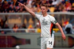 威尼斯總監(jiān)：米蘭1月報價過卡維利亞，但被我們拒絕了