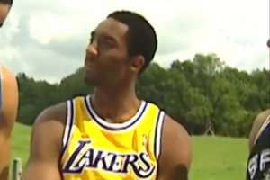 你同意嗎？楊毅：歷史上最合適的二當(dāng)家是皮蓬 但最厲害的是科比