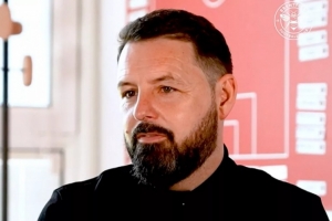 郵報(bào)：曼聯(lián)挖角布倫特福德青訓(xùn)總監(jiān)，兩隊(duì)周末交鋒更具火藥味