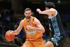 周五競(jìng)彩籃球焦點(diǎn)：子彈全民皆兵 毒蛇依仗火箭舊將