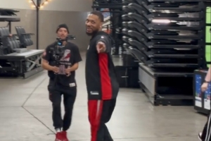 聽(tīng)說(shuō)楊瀚森教了你中文？利拉德展示：早上好~