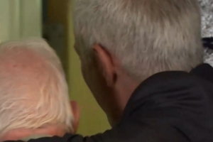 BBC：切爾西老員工回斯坦福橋探望穆里尼奧，帶了他最愛(ài)吃的餅干