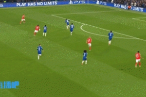 差點(diǎn)主場(chǎng)落后！盧克巴基奧左腳抽射，桑切斯將球撲到立柱上彈出