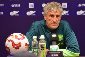 記者：塞蒂恩將球隊(duì)帶得如此渙散 國安不換帥就是不作為