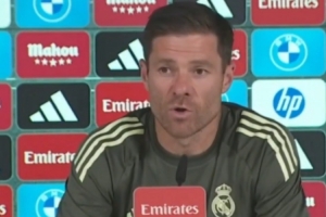 阿隆索：巴爾韋德已準(zhǔn)備出戰(zhàn)明日比賽；從未有球員拒絕踢某個位置