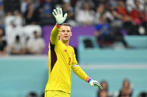 法爾克：如果德國隊需要諾伊爾，球員愿意回歸參加世界杯