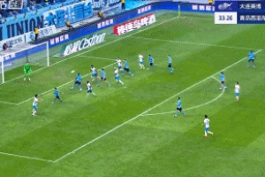 英博連續(xù)解圍未成功，阿齊茲爆射破門，西海岸1-0領(lǐng)先英博！