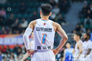 高詩巖：走上籃球之路是受父親影響 倫哥每天加練&經常喊我一起練