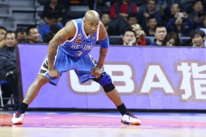 楊毅：馬布里當時編歌稱閔鹿蕾是訓練機器 老馬以身作則努力訓練