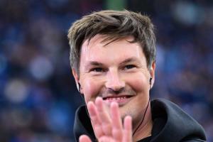 不飛德乙！漢堡0-5慘敗拜仁后2勝1平+4球大勝，保級區(qū)升至上半?yún)^(qū)