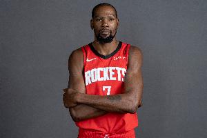 TA對聯(lián)盟各隊小前鋒位置深度排名：火箭第1 綠軍第2 湖人第17