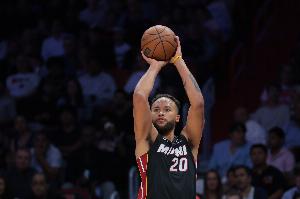 打打輔助！李凱爾16分鐘送出6次助攻 3中1拿到2分&另有2板2帽