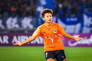 亞足聯(lián)頒獎(jiǎng)典禮10月17日1時(shí)舉行，王霜獲年度最佳女足運(yùn)動(dòng)員提名