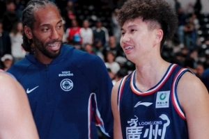 萊昂納德：我覺(jué)得張文杰很有天賦 他未來(lái)會(huì)更好的