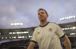 納格爾斯曼：當(dāng)對(duì)方球員都在禁區(qū)內(nèi)時(shí)，創(chuàng)造機(jī)會(huì)并不總是那么容易