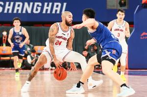 媒體人：達(dá)拉斯-摩爾已經(jīng)和吉林男籃簽約