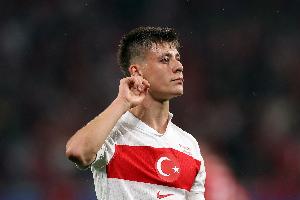 最近5場代表俱樂部和國家隊出戰(zhàn)的比賽，居萊爾參與5粒進球