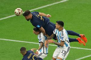 法國21世紀頭球進球榜：吉魯16球遙遙領先，亨利、拉比奧特二三