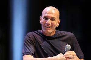 前皇馬體能主管：我時不時會和齊達(dá)內(nèi)聯(lián)系，他不會隨意給出評判