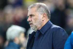 澳波不冤？2011年至今森林老板在奧林匹亞科斯解雇了24位主帥