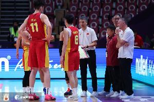 恩西納斯：余嘉豪來西對中國男籃也是好事 他們早晚會打歐洲強(qiáng)隊(duì)