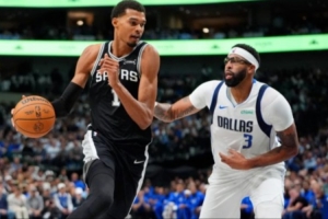 文班亞馬跨濃眉；費城的新小艾；楊瀚森首戰(zhàn)