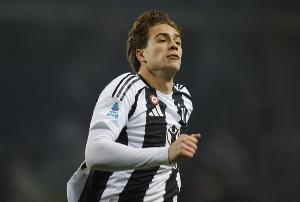 都體：伊爾迪茲左膝患有髕腱炎，但他可能首發(fā)出戰(zhàn)烏迪內(nèi)斯