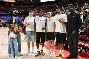 皮爾斯：湖人輔助陣容不行&詹姆斯40歲了 沒有大交易則沖冠無望