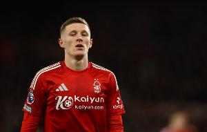 標(biāo)價(jià)過(guò)億！安德森進(jìn)攻三區(qū)成功傳球領(lǐng)跑英超，索博、B費(fèi)列二三