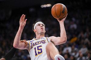 落選秀→最強(qiáng)三當(dāng)家！3次絕殺&本季1394萬(wàn) 里夫斯未來(lái)該拿多少？