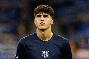 每體：庫巴西、萊萬、奧爾莫參加巴薩訓(xùn)練，佩德里因傷缺席