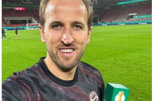 梅開二度，凱恩當(dāng)選德國杯官方拜仁4-1科隆全場最佳球員