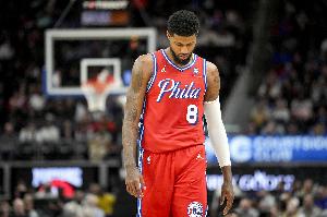 終于等到你！美記：?jiǎn)讨斡型谖磥硪恢芑?1月的某個(gè)階段迎來首秀