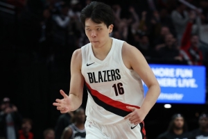 劉維偉：開(kāi)拓者教練組對(duì)瀚森的發(fā)展是滿(mǎn)意的 他們有長(zhǎng)期培養(yǎng)計(jì)劃