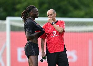 迪馬濟(jì)奧：阿萊格里計(jì)劃讓萊奧首發(fā)迎戰(zhàn)羅馬，和恩昆庫(kù)搭檔鋒線(xiàn)