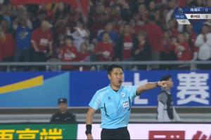 進(jìn)點(diǎn)球大戰(zhàn)！蘇超決賽-90分鐘南通隊(duì)0-0泰州隊(duì) 范厚泰失單刀