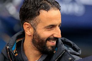 TA：曼聯(lián)一年前密會(huì)阿莫林細(xì)節(jié)曝光，原定德澤爾比，圖赫爾