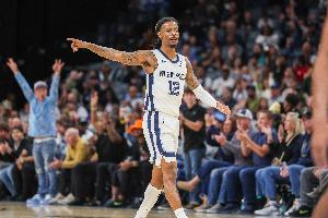 有情況？隊(duì)記：莫蘭特表示身體沒(méi)事 所有問(wèn)題回答都是去問(wèn)教練組