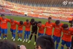 鄭錚賽前喊話：多鼓勵、多保護(hù)、多包容，全力以赴打好這場比賽