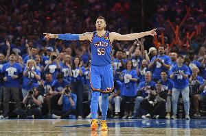 戴格諾特：哈滕表現(xiàn)優(yōu)異 有個(gè)能像他那樣限制錫安的對(duì)我們是奢侈