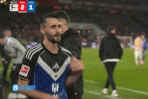 ??阿森納租將維埃拉德甲再度染紅情緒激動(dòng)，出戰(zhàn)5輪拿2張紅牌