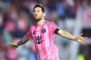 阿迪CEO：我們會(huì)陪梅西直到最后一刻，耐克贊助德國(guó)隊(duì)？我們不慌