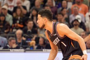 布克：勇士經(jīng)驗(yàn)豐富會(huì)讓我們?yōu)槭д`付出代價(jià) 我們沒(méi)執(zhí)行好計(jì)劃