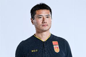 足球報(bào)：國足過往三任外教都不盡如人意，給本土教練機(jī)會可以理解