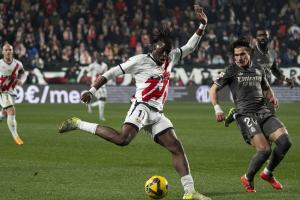 西甲領(lǐng)頭羊迎來考驗(yàn)，皇馬客戰(zhàn)同城對(duì)手巴列卡諾