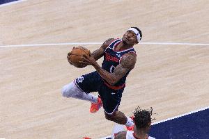 對陣舊主！快船官方：比爾本場首發(fā) 但有出場時(shí)間限制